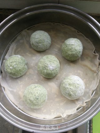 Mugwort and Sesame Sugar Buns recipe