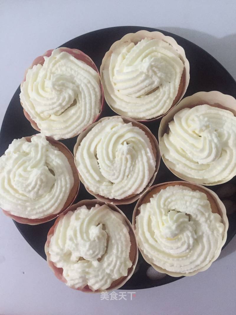 Cream Cupcakes recipe
