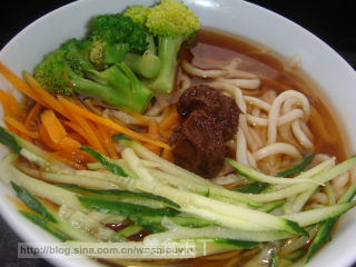 Summer Solstice Cold Noodles (cold Noodles with Broccoli, Carrots and Cucumbers) recipe