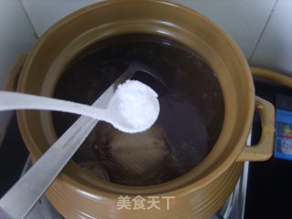 [pingbu Lao Huo Liang Soup-spring Edition] Tu Fu Ling Eyebrow Beans Boiled Pigeon recipe