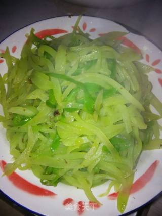 Stir-fried Shredded Lettuce recipe