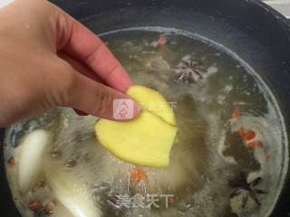 Nourishing Eyesight-chinese Yam and Wolfberry Ribs Soup recipe