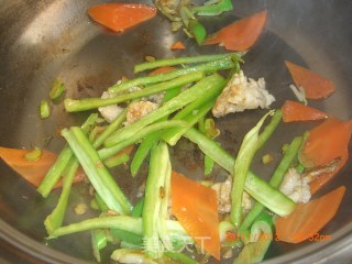 Stir-fried Mushrooms with Green Pepper recipe