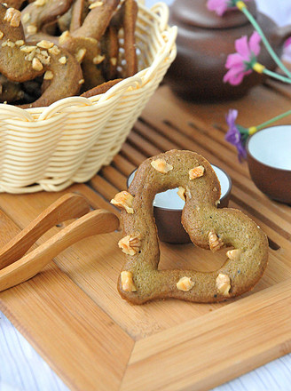 Crispy Walnut Cake recipe