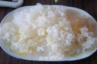 Radish and Rock Sugar Tremella Soup recipe