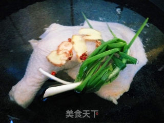 Spicy Chicken Shredded with Scallions recipe