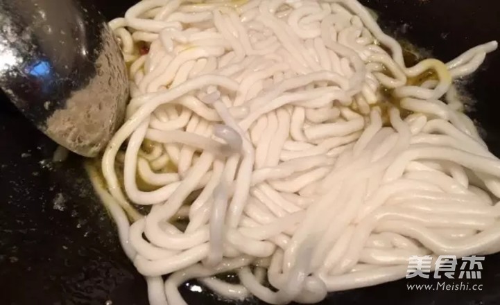 Large Slices of Beef and Potato Noodles recipe