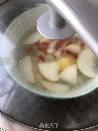 Stewed Hashima with Autumn Pear recipe