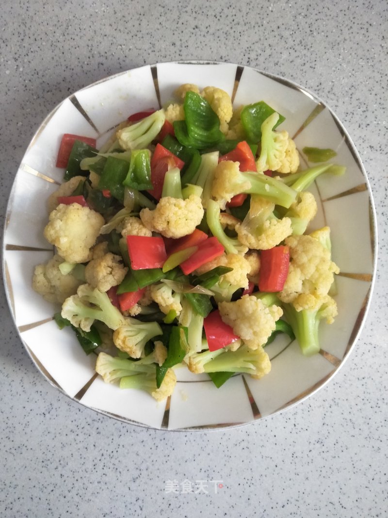 Double Pepper Stir-fried Cauliflower recipe