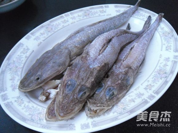 Braised Fish with Garlic recipe