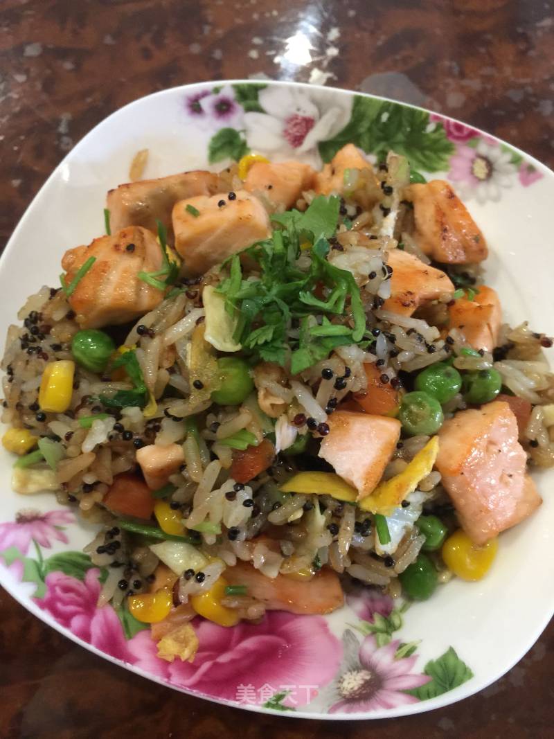Fried Rice with Salmon, Black Quinoa and Mixed Vegetables