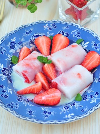 Strawberry Condensed Milk Rice Roll recipe
