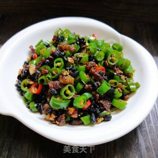 Stir-fried Green Pepper with Minced Pork in Black Bean Sauce recipe