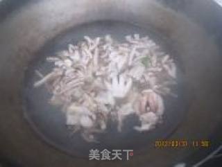 Fried Chives with Squid Feet recipe