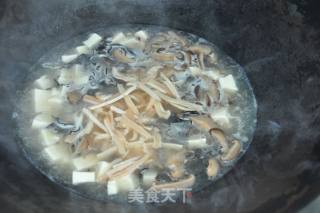 Healthy and Delicious Squid Hot and Sour Soup During Festivals recipe