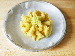 Creative Chrysanthemum Mashed Potatoes recipe