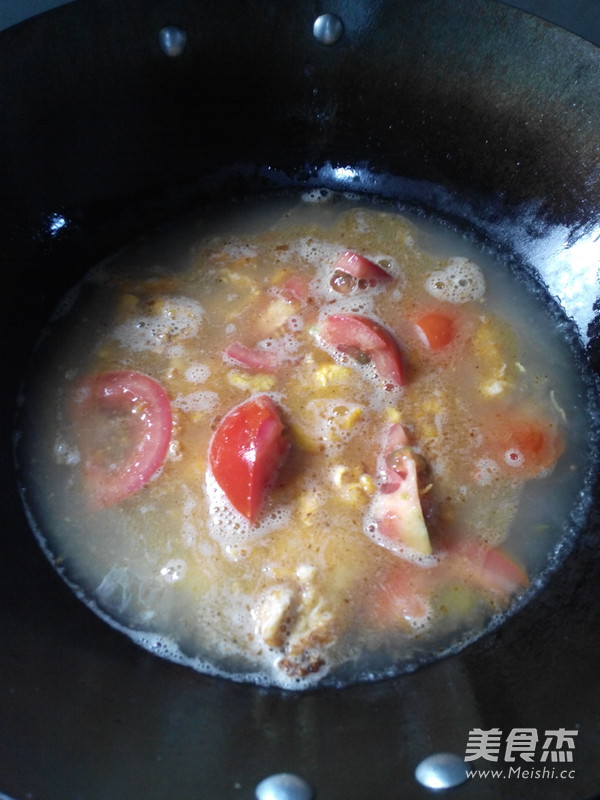 Tomato and Egg Noodles recipe