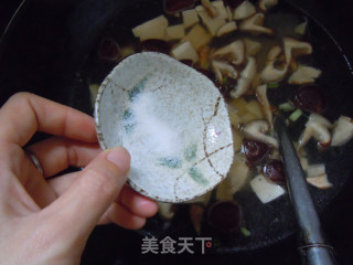 Light and Light Intestines and Stomach Cleanse--tofu and Mushroom Soup recipe