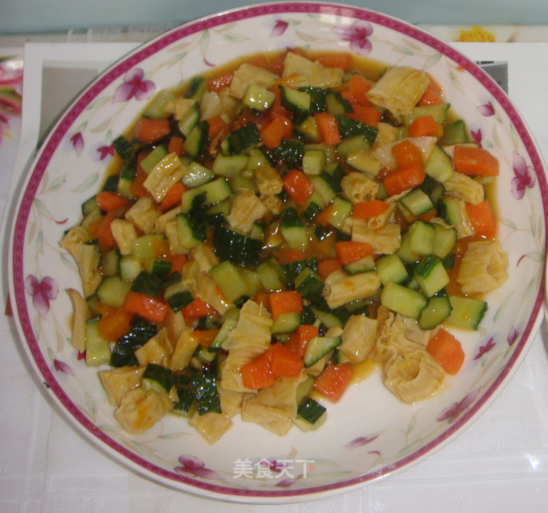 Sweet and Sour Cucumber Carrot recipe