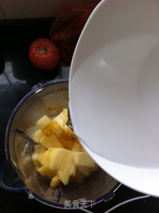 Freshly Squeezed Pineapple Juice recipe