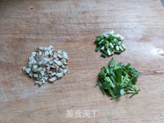 Pork's Trotter with Sand Ginger Salad recipe