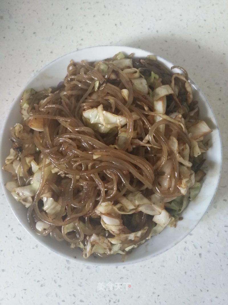 Stir-fried Noodles with Cabbage recipe