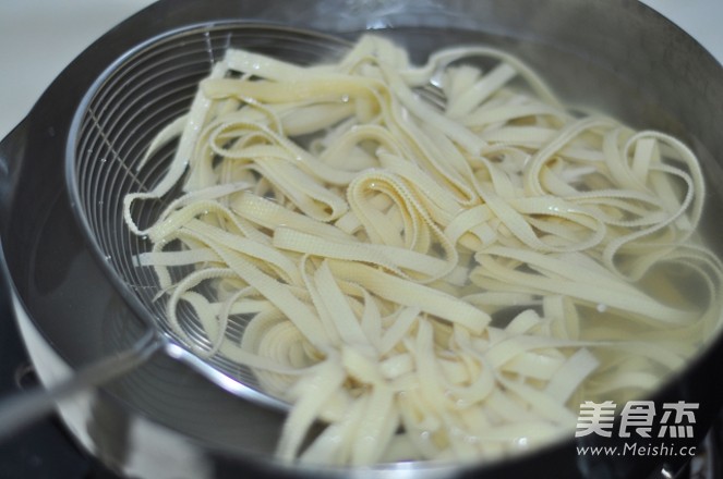 Tofu with Golden Needle recipe