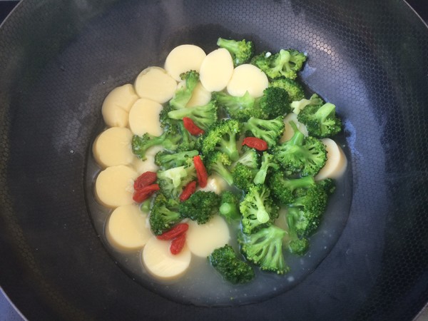 Braised Tofu with Broccoli recipe