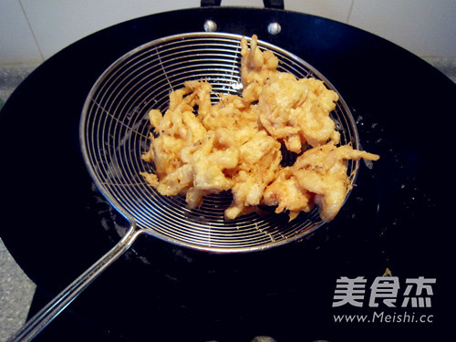 Crispy Dry Fried Small Sea Prawns recipe