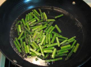 Stir-fried Pumpkin and Asparagus recipe