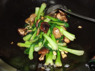 Braised Rapeseed with Mushrooms recipe