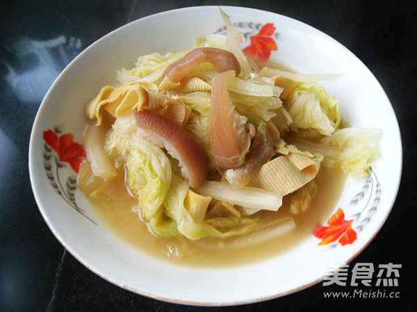 Stewed Cabbage with Pork Skin recipe