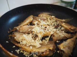 Double Pepper Small Yellow Croaker recipe