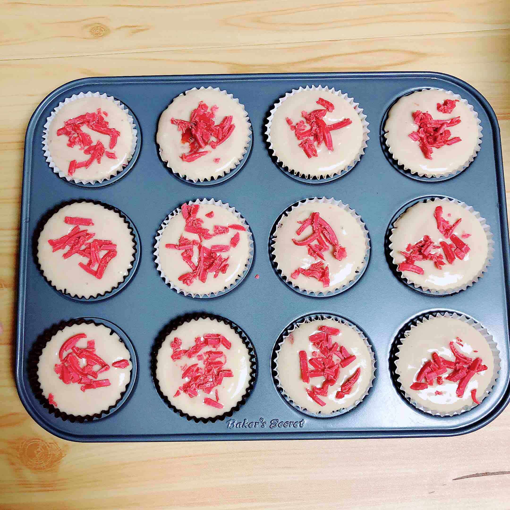 Strawberry Chocolate Butter Muffin recipe