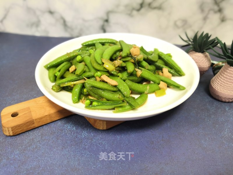 Stir-fried Sweet Beans with Chicken recipe