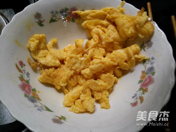 Scrambled Eggs with Loofah recipe