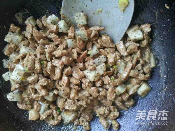 Dragon Fruit Black Pepper Beef Dice recipe