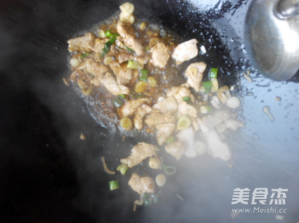 Cauliflower Stir-fried Pork Slices recipe