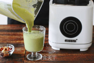 You Must Also Enjoy A Delicious Detox Smoothie If You Lose Weight recipe