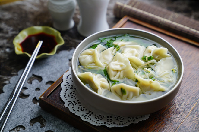 Bean Sprouts and Vegetable Soup Dumplings recipe