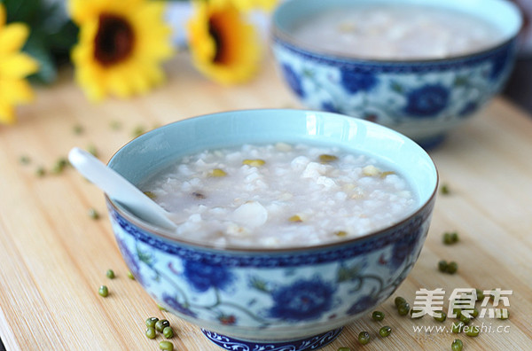 Lily Mung Bean Congee recipe