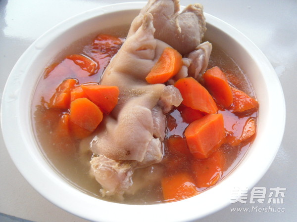 Pork Knuckle with Carrots recipe
