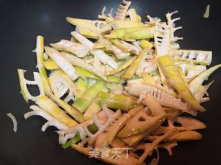 Braised Spring Bamboo Shoots in Oil recipe