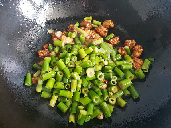 Fried Bamboo Shoots with Meat recipe