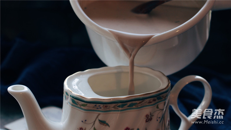 This Cup of Hot Milk Tea Can be Cooked in Order to Produce The Perfect Taste recipe