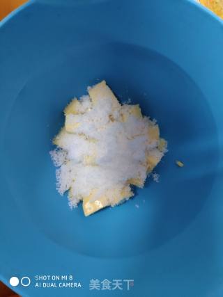 Passion Fruit Paw Print Cake recipe