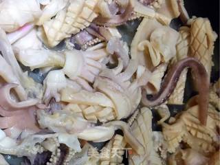 Fried Squid with Green Pepper recipe