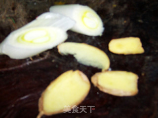 Pork Ribs Walnut and Lotus Root Pot recipe
