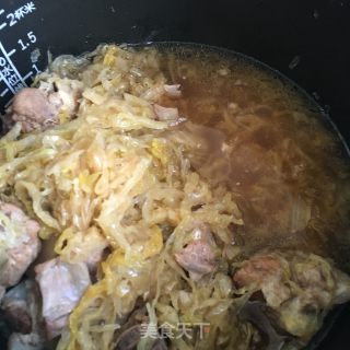 Braised Sauerkraut with Pork Ribs recipe