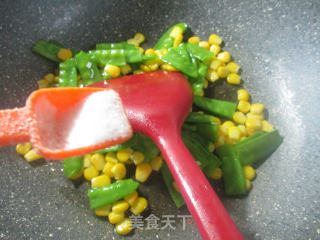 Fried Corn Kernels with Snow Peas recipe